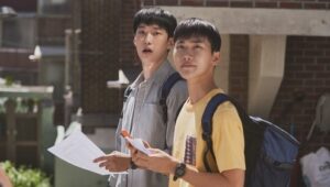 Heesu in Class 2: 1×8